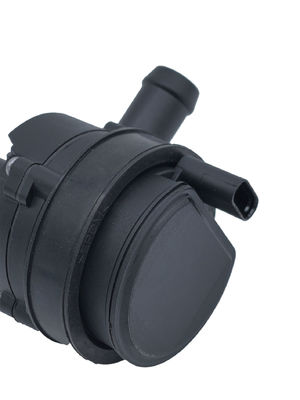 OE 0005000686 # Benz 14-18 GLA250 Ford E400 için araba su pompası